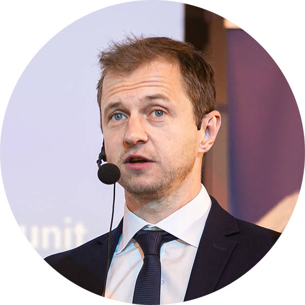 Aliaksandr Kuushynau, Chef de la division de Wialon