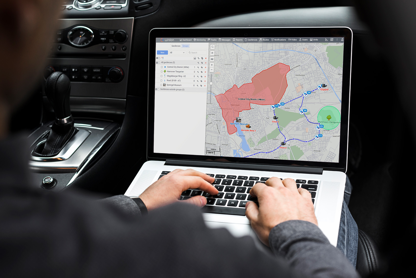 5 wialon fleet management