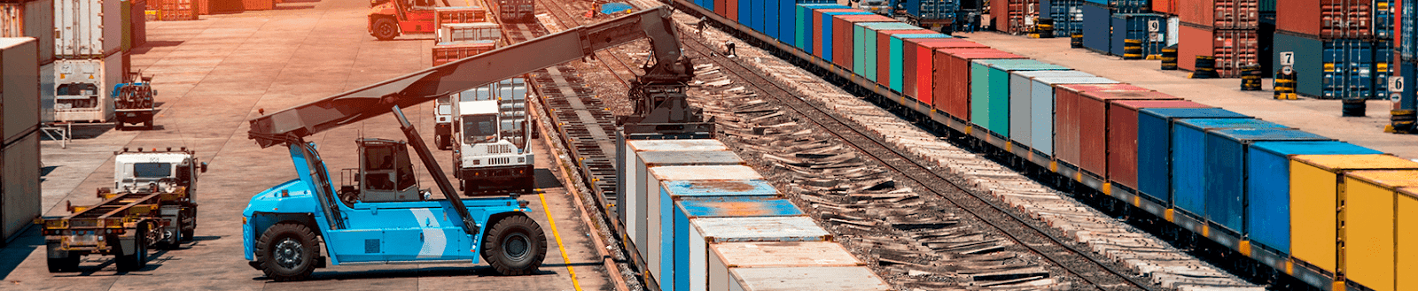 Logistics platform and transportation aggregator